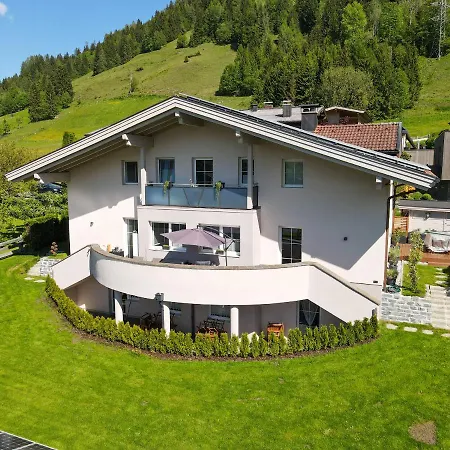 Panorama Bruck By In One