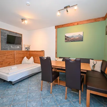 Panorama Bruck By In One 아파트 푸슈안데르글로크네르스트라세