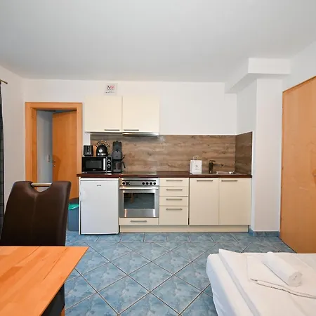 Panorama Bruck By In One Apartman