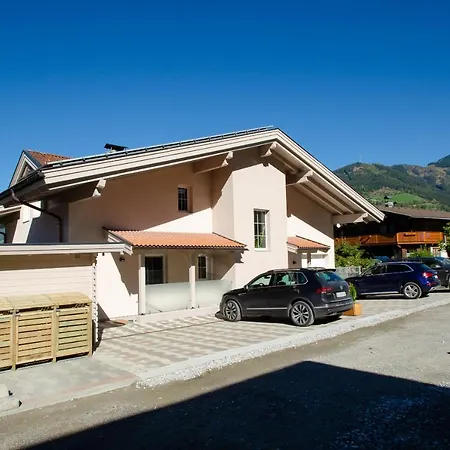 Panorama Bruck By In One * 푸슈안데르글로크네르스트라세